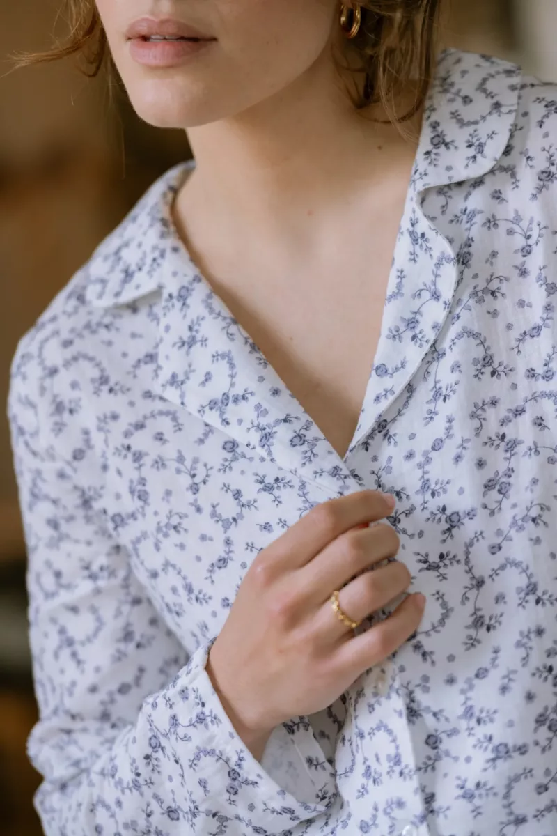 Chemise femme gaze de coton motifs fleurs