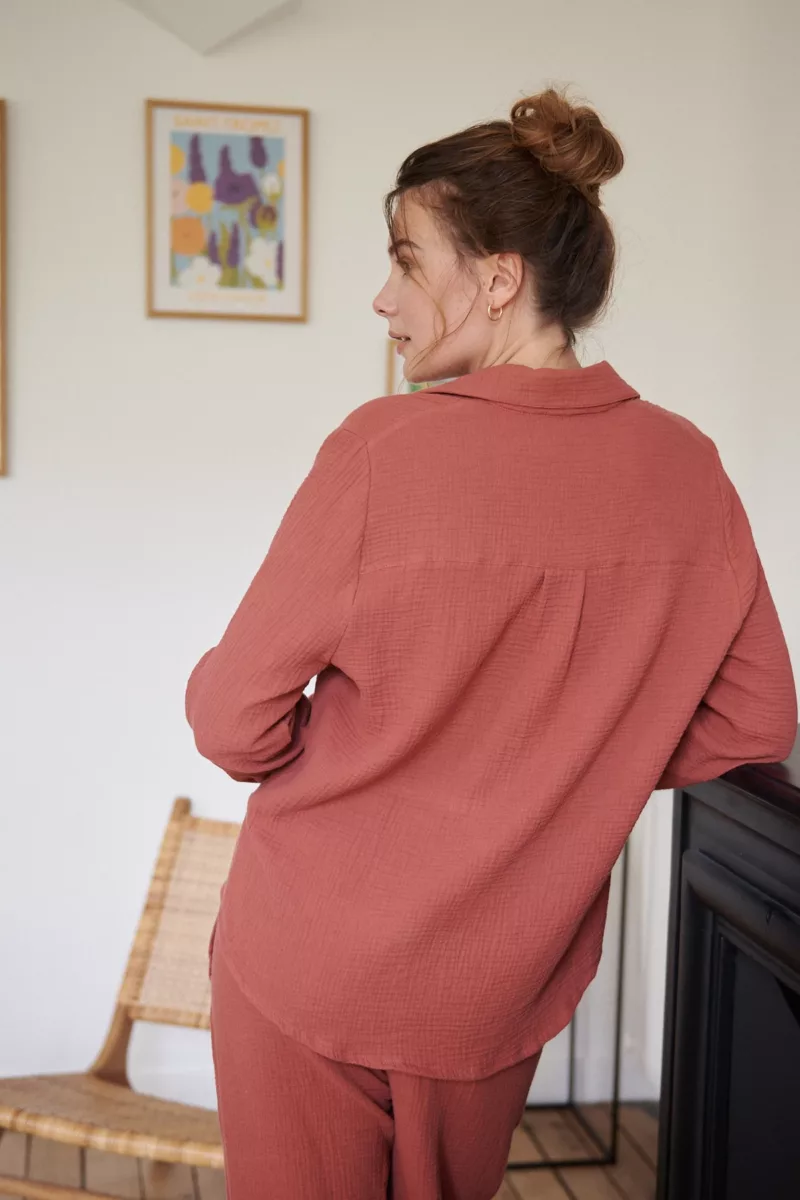 CHEMISE DE PYJAMA FEMME EN GAZE DE COTON BIO ROUGE 2
