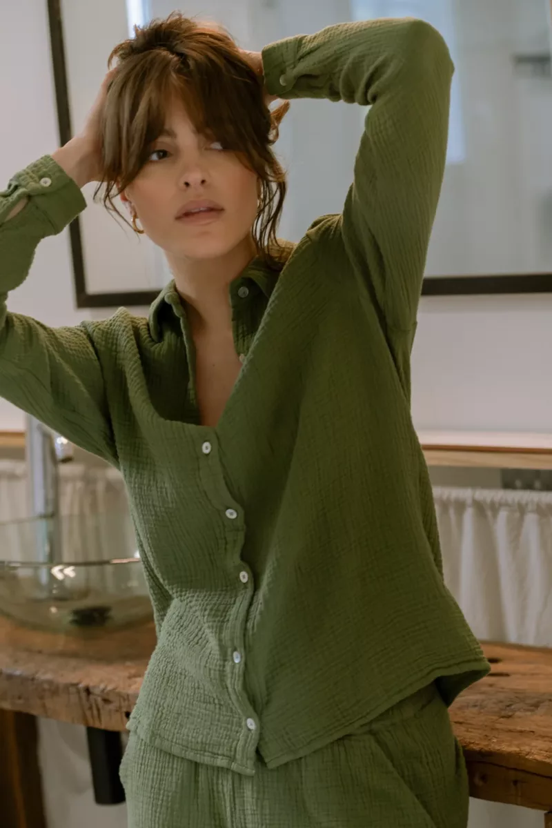 CHEMISE DE PYJAMA FEMME EN GAZE DE COTON BIO VERT OLIVE