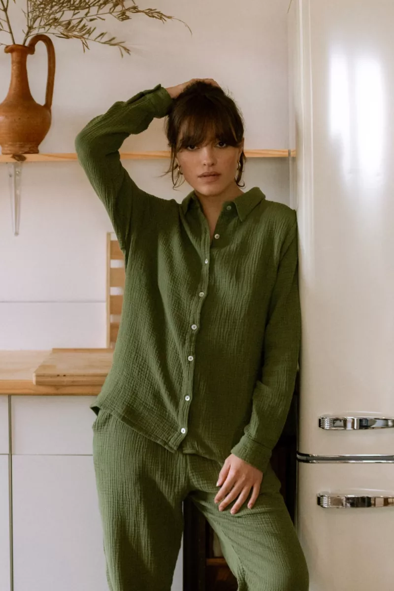 PANTALON DE PYJAMA FEMME EN GAZE DE COTON BIO VERT OLIVE