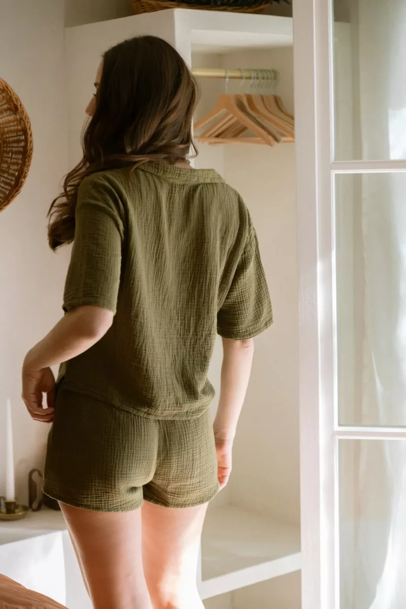 ENSEMBLE DE PYJAMA FEMME FLORA EN GAZE DE COTON BIO KAKI